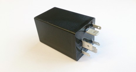 Fuel pump relay