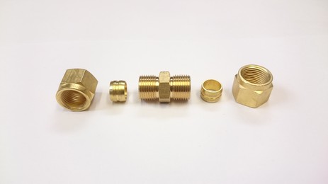 FUEL LINE DOUBLE OLIVE FITTING