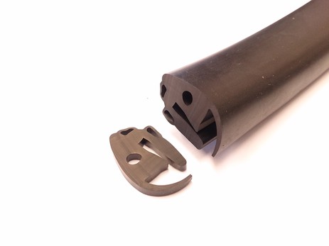 TOP SCREEN SEAL