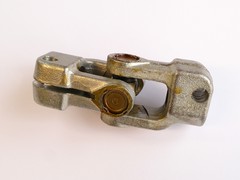 Upper universal joint