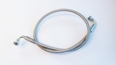 Clutch feed pipe